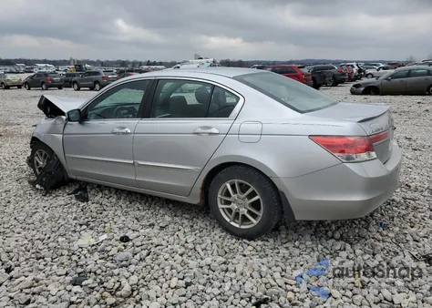 2011 Honda Accord Lx z USA, uszkodzony, nr VIN 1HGCP2F37BA040256